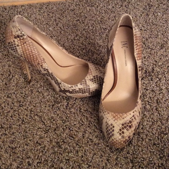 5 for $25 - INC heels - Picture 1 of 6